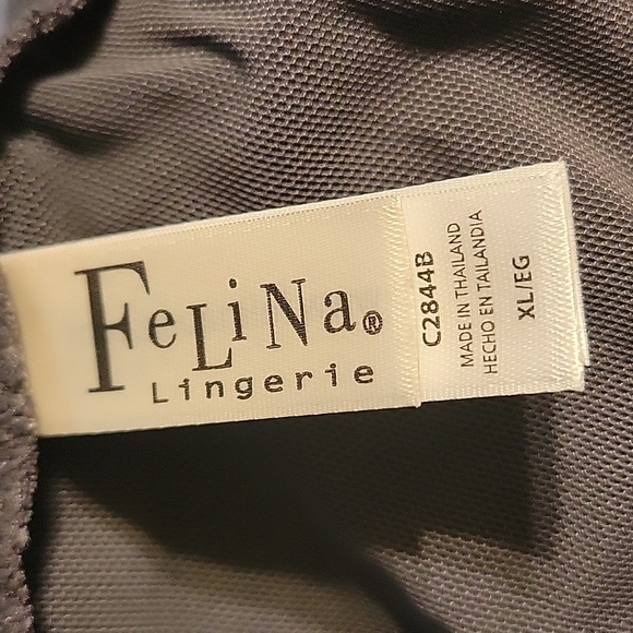 Gray lace bralette - Picture 3 of 3